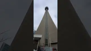 ده ټورنټو ښار سیل،‌ ده کينيډا ده ټولو نه اوچت بلډنګ او پاکستانی هوټل کښی روټې