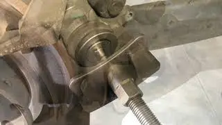 Volkswagen Electric Rear Brake Pad Replacement