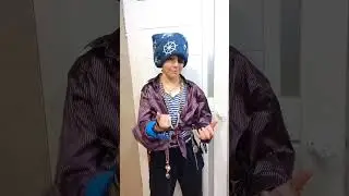 БАТЯ И НОВОГОДНИЙ КОСТЮМ😂