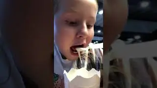 Я люблю мороженое, а вы любите мороженое, если да, то ставьте лайк 