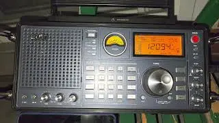 Eton 750 great looking radio just wish it would be better and they would fix the flaws