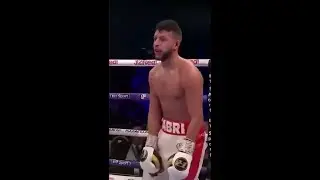 When a boxer taunts his opponent