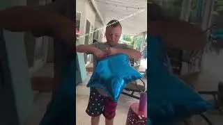Making my voice squeaky with a helium balloon