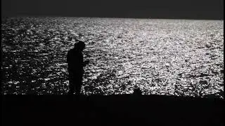 На берегу. Море завораживает