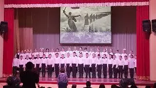 ЗА СТАЛИНГРАД. Поёт хор "Бравые ребята".