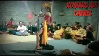 joget bumbung hot pengibing di goyang di bawah sambil nyawer .