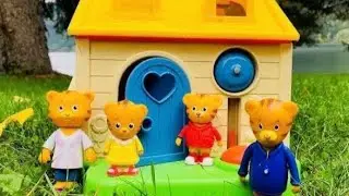 FISHER PRICE Little People Toy House DANIEL TIGERS NEIGHBOURHOOD Video COMPILATION