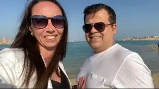 Отдыхаем гуляя у моря .