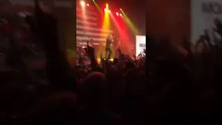 Modsun stoner girl