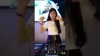 ASYIK LAGUNYA by DJ SELLY MANTAP SUARANYA