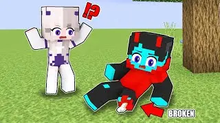 PepeSan BROKE his LEG in Minecraft!