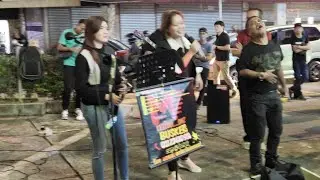 Nisya ft Aida Mini Onz Buskers...