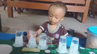 Fatkhur Rohman lagi asyik main 😎