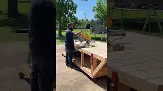 Man does a quick walk around to showcase his workbench build!