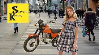 russisches Motorrad. Engine assembly in 5 minutes. This is Voskhod baby!
