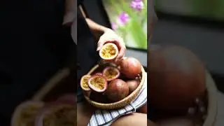 Delicious fruits 
