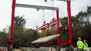 Complete Lifting Solutions | Shuttlelift Rubber-Tired Gantry Cranes