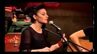Model   Bir Melek Vardı JoyTurk Akustik