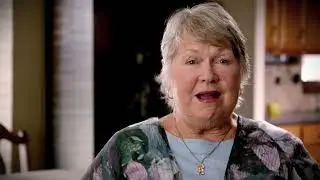 Derek Schmidt 2022 TV Ad #10 Kansas Governor - "Laura Kelly not middle of the road! - Oct 28