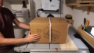 Electronic lead screw for a micro lathe