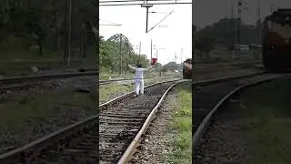 railway guard training !! how train stopped by gurad 