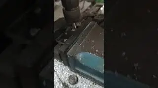 Vertical Drilling of 12mm Diameter || Universal Milling Machine || Non-Metallic sheet 