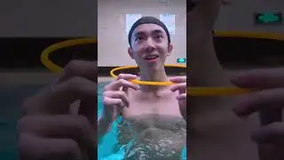 The Joker kisses Harley Quinn underwater！