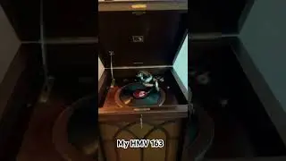 My „new“ HMV 163 playing „Painting the Clouds with Sunshine“ (Jack Hylton and his Orchestra)