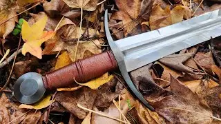 ATrim XIV.6  Best sword ever.