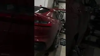 BMW X4 G02 выполнили сход развал после замены передних рычагов