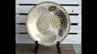 Uppercase Living Vinyl with Oil-Based Markers