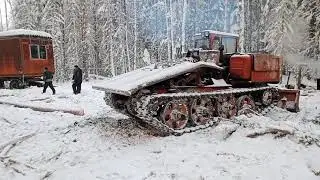 Заводят очень усталый ТДТ 55 .