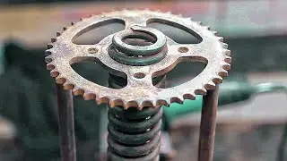 CLAMPING TOOL MADE FROM BIKE GEAR