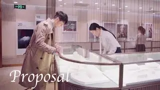 After the one-night stand, the CEO plans to break up with his girlfriend and propose to another girl