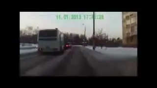 Свежая большая подборка аварий и дтп. Январь 2013