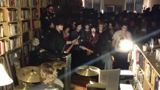 Screaming Females - 