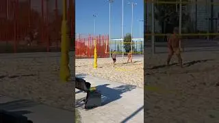 В Сочи уже почти по-летнему тепло, хотя это только начало апреля.