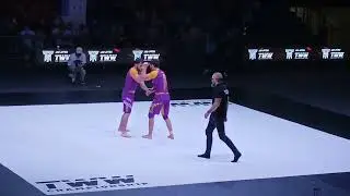 TWW BJJ վարկածով գոտեմարտում 🇦🇲 հայորդի 🇦🇲Դանիել Դավթյանը խոշոր հաշվով հաղթեց Չուբակբայ Կալյբեկովին