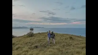 TRAVEL VIDEO - SENJA DI TANJUNG KAJUWULU