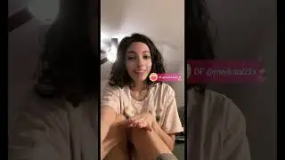 Beautiful Girl Periscope Live_21  💚💙💛 