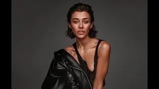 Сама сексуальность: ведущая 