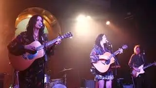 The Watson Twins - Honky Tonk Heart - Live at the Lodge Room in Los Angeles, CA on 1-25-23