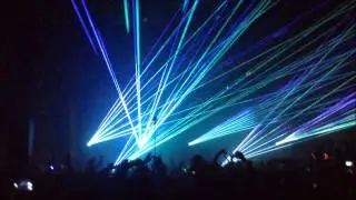 Alesso live City of Dreams vs Clash with We Like To Party at Creamfields 2014 [ENG]