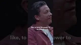 What fascinates culinary maestro @JamieOliver? 🤔 Find out from his conversation at the house!