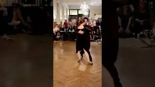 Vals in Tiki Tiki, Oslo 🇳🇴 #tango #tangoargentino #tangodance #danceperformance #dancers #tangoshow