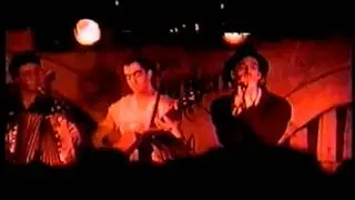 REM (Bingo Hand Job) - You Are The Everything acoustic @ The Borderline - 1991
