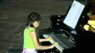 Elif Topkaya, Piano