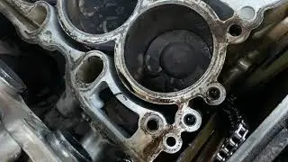 BMW e9x 320i N43 Head gasket and head removed.