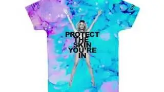 Chloe Norgaard: Protect the Skin You're In