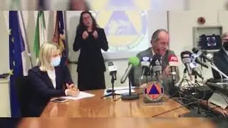 Luca Zaia si inceppa sui verbi ''dovesse essere fosse avesse fosse stato''(•̪̀●́)